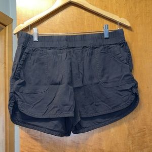Maurice’s dolphin shorts